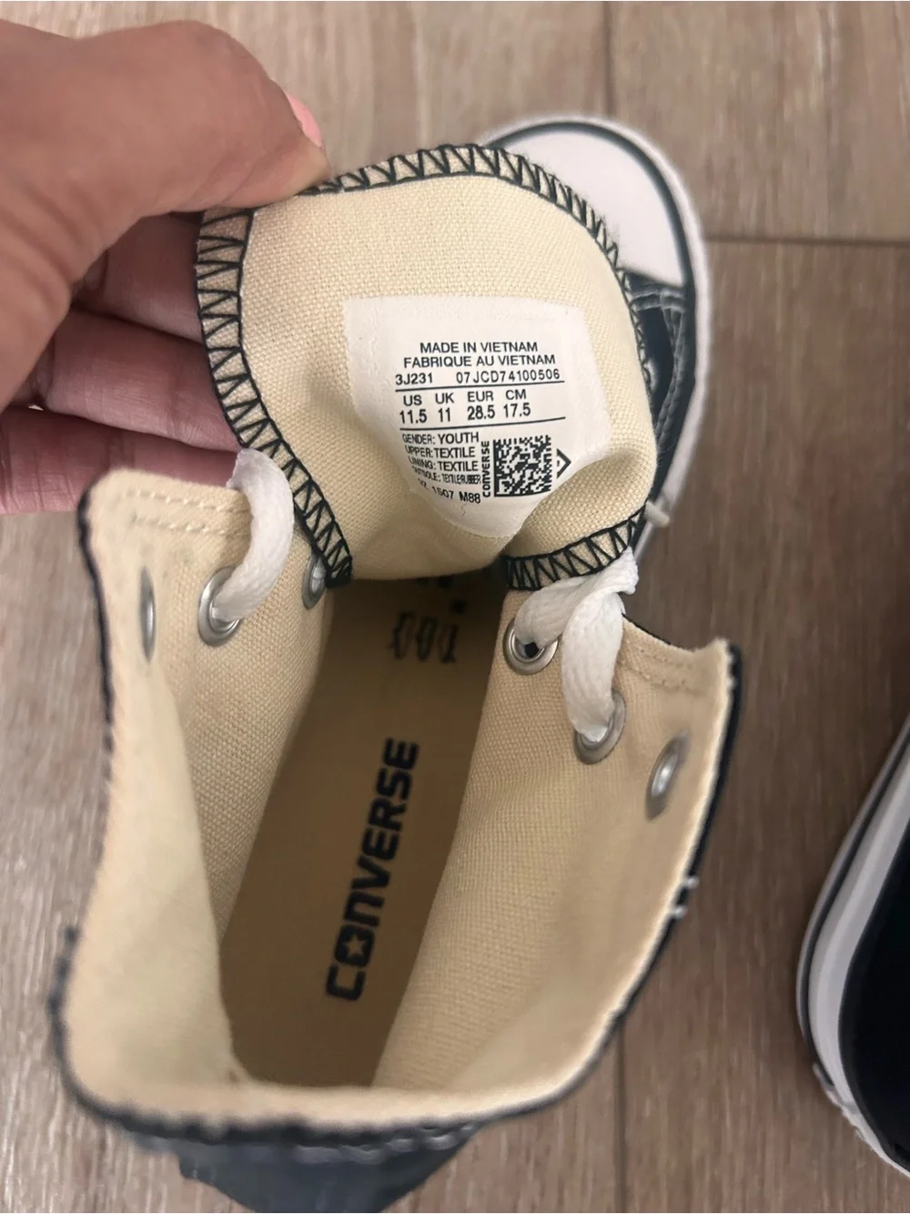 Converse Kids Black & White High Top Sneakers Size 11.5 17.5 CM